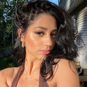 Meet your Posher, Janessa